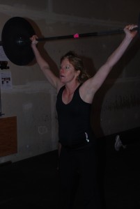 Aimee killing the snatch during CrossFit Open WOD 13.1